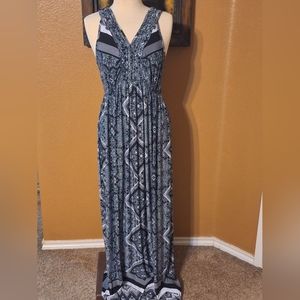 Elegant Black and Gray Patterned Women's Dress